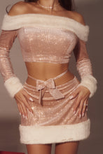 Load image into Gallery viewer, Crystal Frost Faux Fur Set in Rose Gold