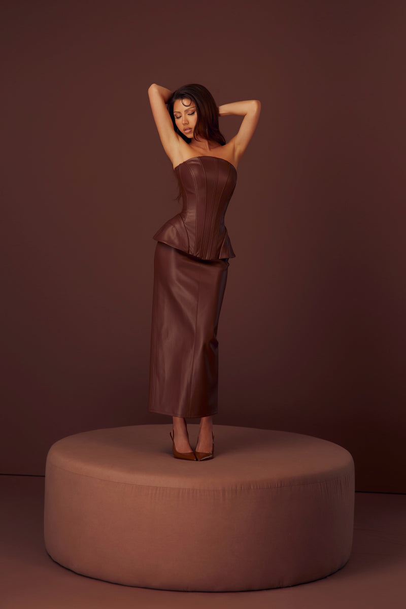 The Hourglass Brown Corset & Skirt