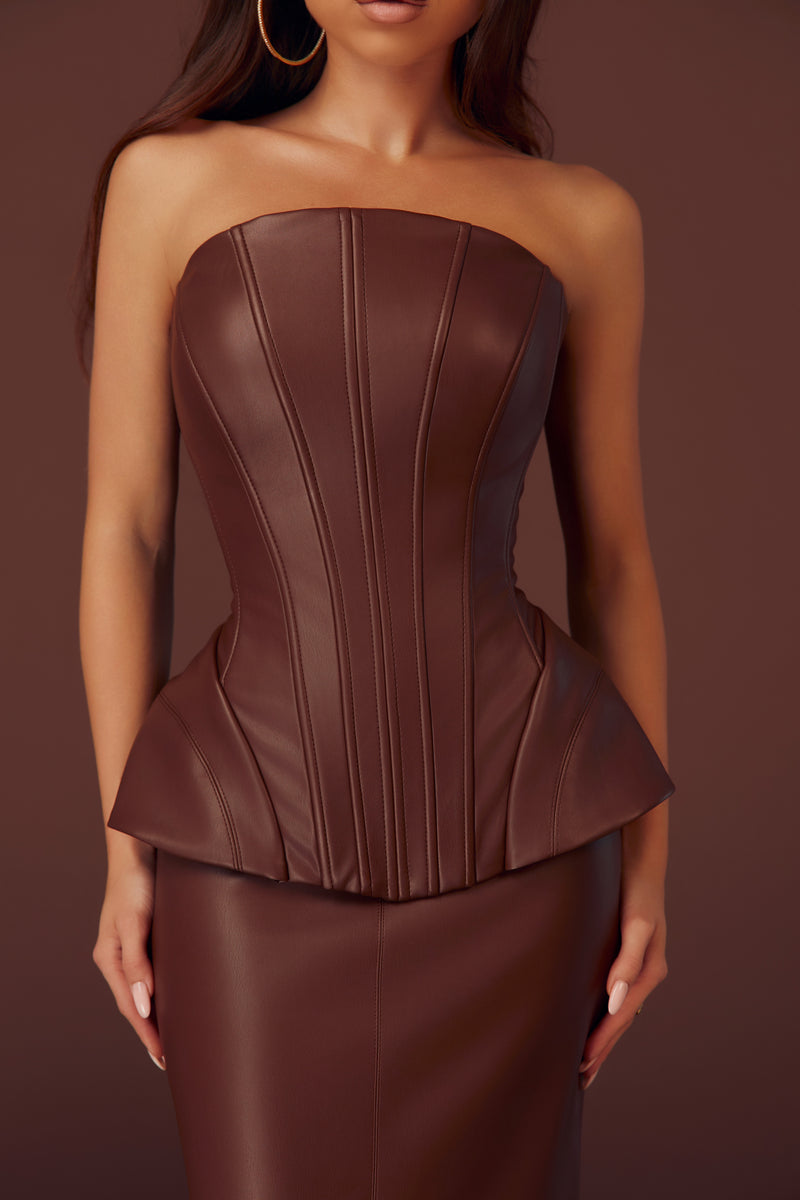 The Hourglass Brown Corset & Skirt