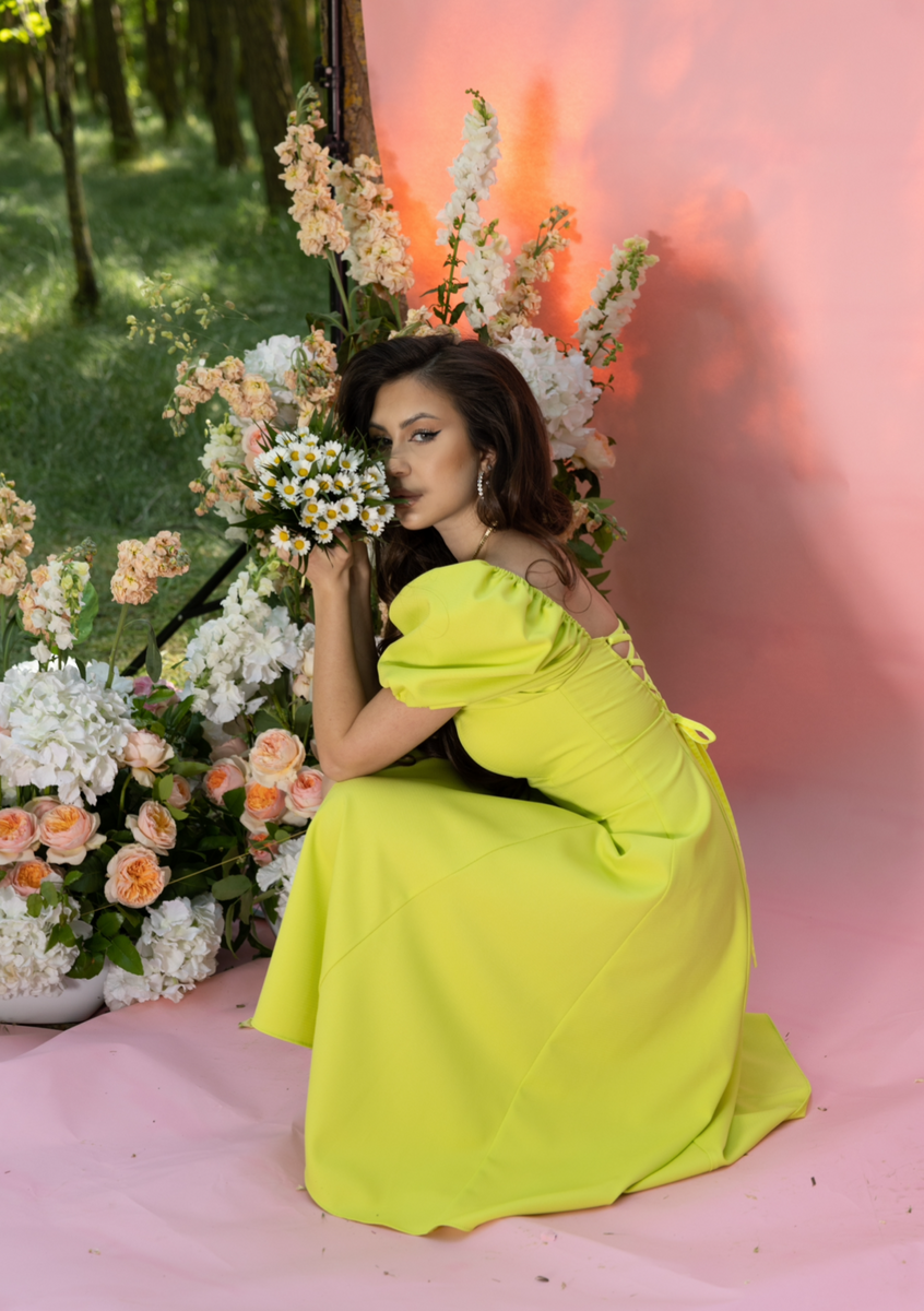 SUMMER AFFAIR Lime Open Back Dress