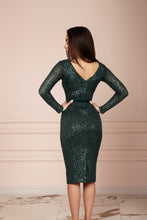 Load image into Gallery viewer, Emerald Green Sequin Midi Dress