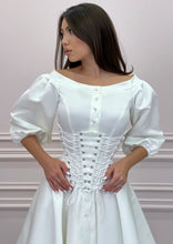 Load image into Gallery viewer, MALLINY Waist-Shaping Royal White Corset