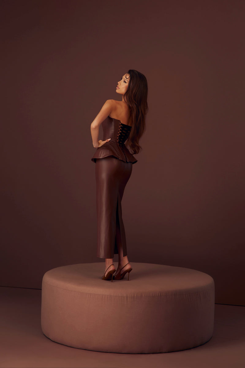 The Hourglass Brown Corset & Skirt