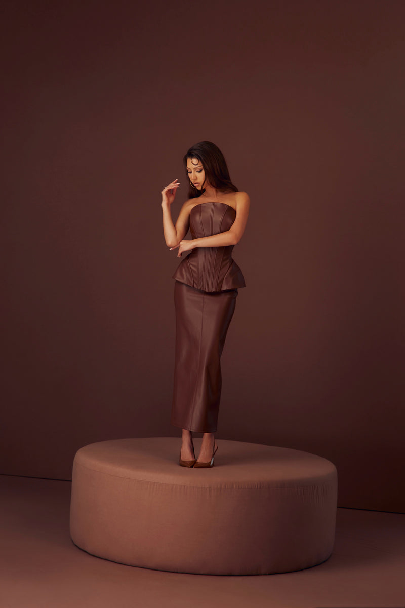 The Hourglass Brown Corset & Skirt