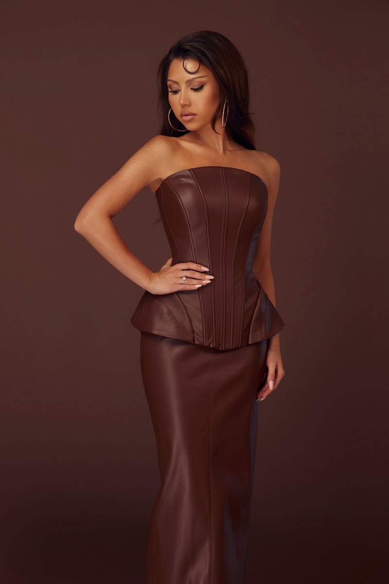 The Hourglass Brown Corset & Skirt