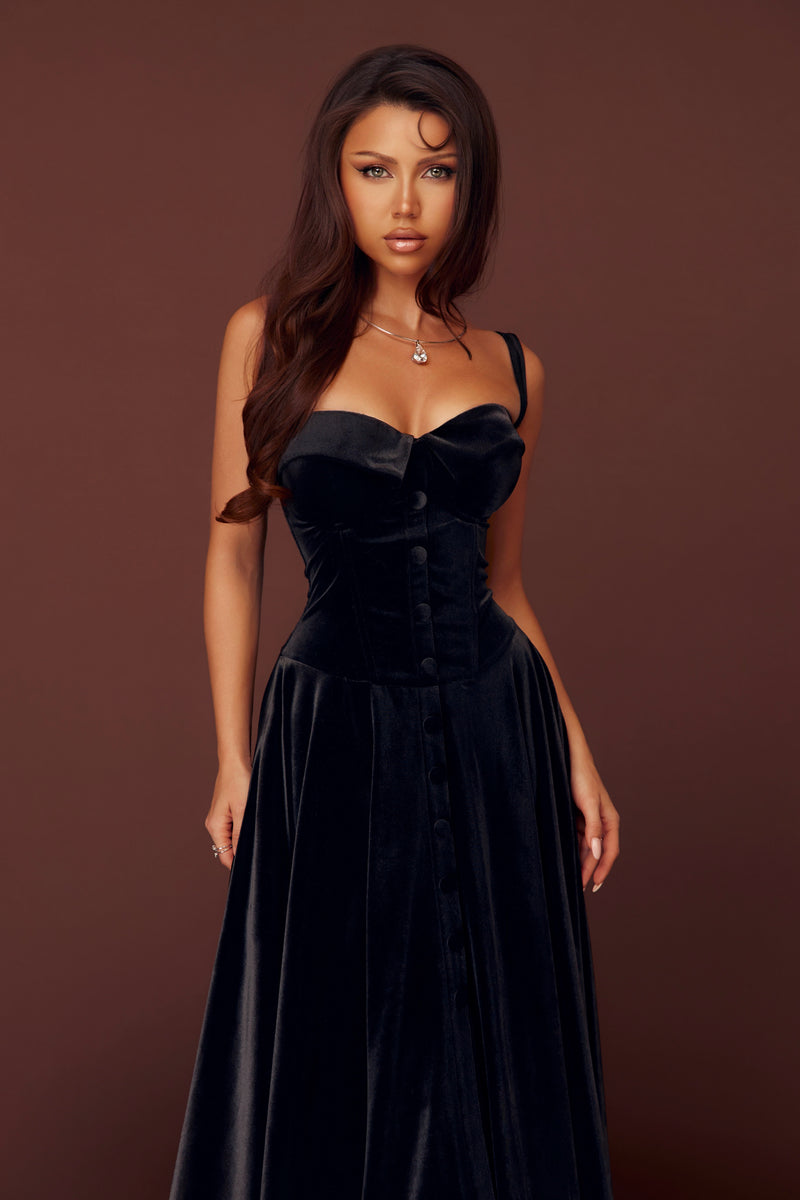 Lady Malliny Black Velvet Dress