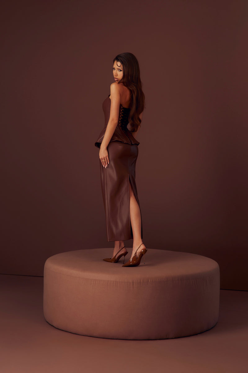 The Hourglass Brown Corset & Skirt