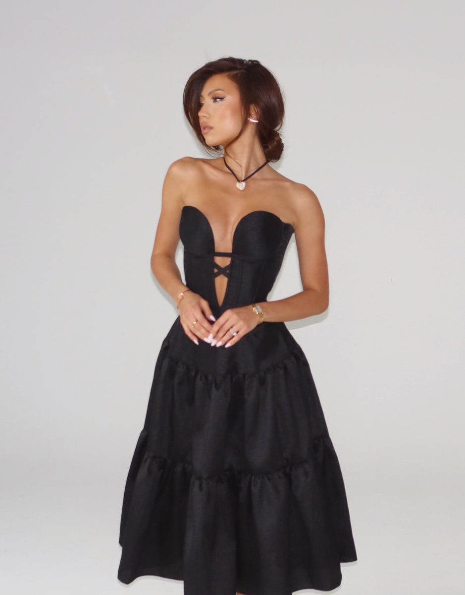 Miss Malliny Black Dress
