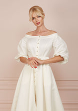 Load image into Gallery viewer, DUCHESS White Long Dress
